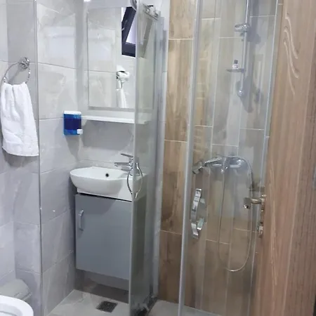 Esas Hotel